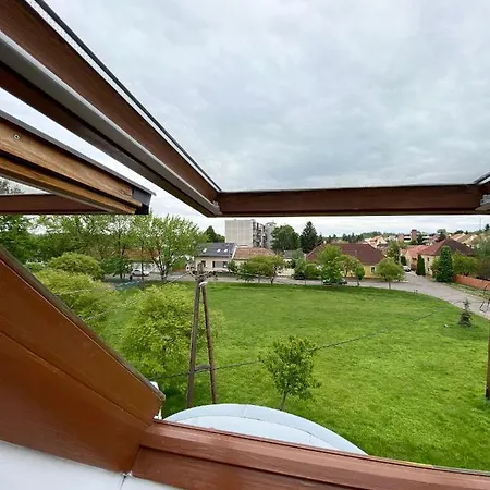 Apartment Neva Apartman
